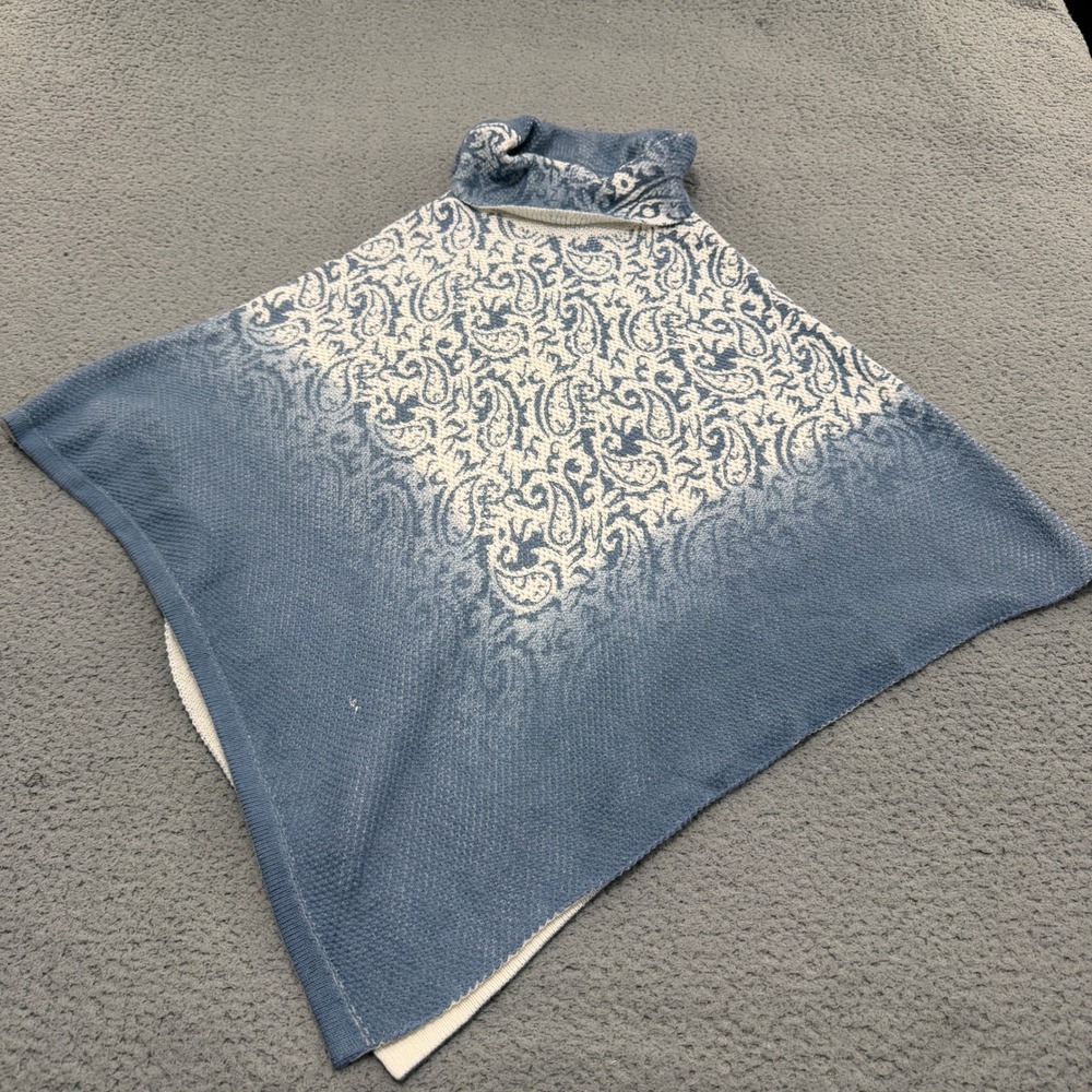 Chicos Poncho Cape Womens Blue White Paisley Turtleneck Asymmetrical One Size